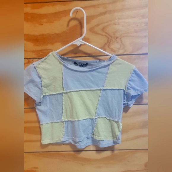 Forever 21 Tops - Forever 21 baby Tee